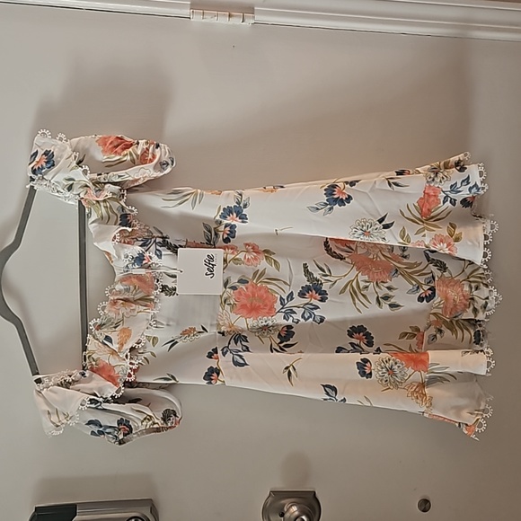 BOBBY BARDOT NECKLINE PUFF SLEEVE DRESS FLORAL PRINT WHITE - Picture 8 of 9